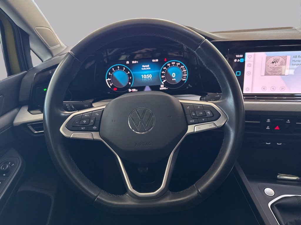 https://cdn-sm.caraffinity.it/images/vehicles/4738248/8/large