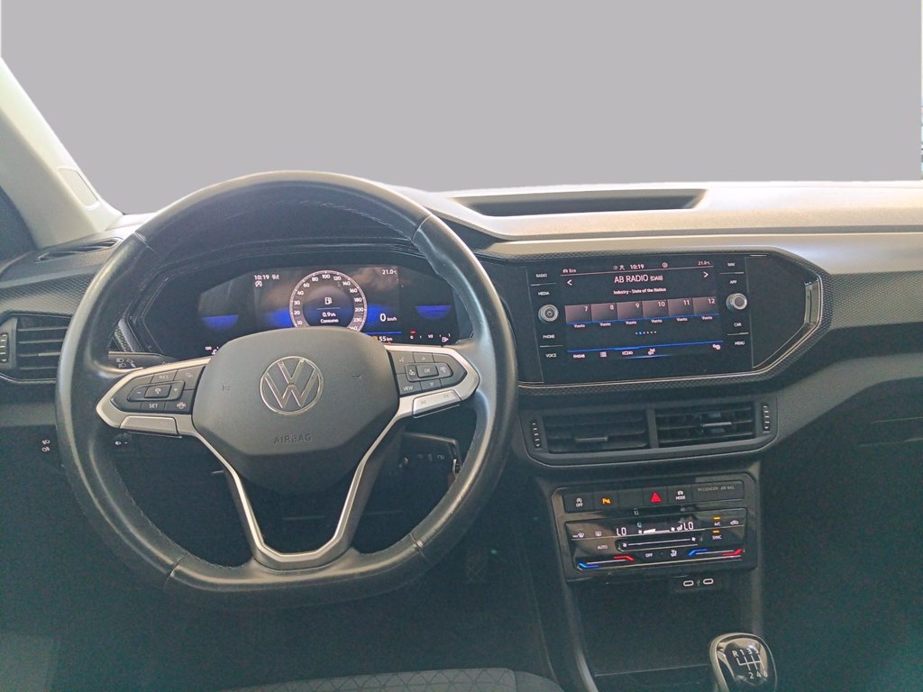 https://cdn-sm.caraffinity.it/images/vehicles/4738252/7/large