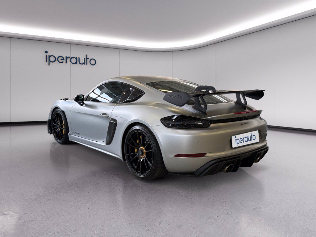 https://cdn-sm.caraffinity.it/images/vehicles/4741320/2/large
