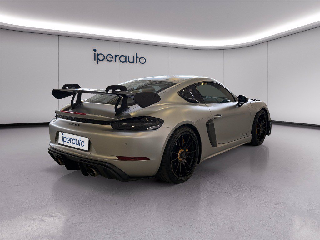 https://cdn-sm.caraffinity.it/images/vehicles/4741320/4/large