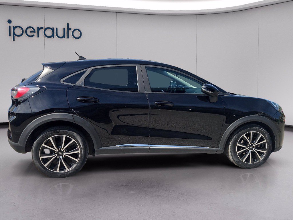 https://cdn-sm.caraffinity.it/images/vehicles/4741668/5/large