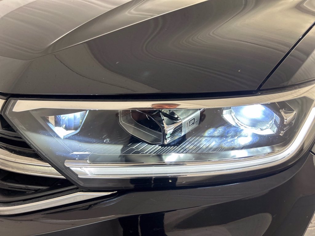 https://cdn-sm.caraffinity.it/images/vehicles/4742020/5/large