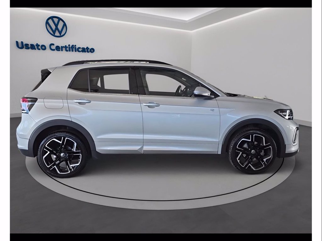 https://cdn-sm.caraffinity.it/images/vehicles/4742021/2/large