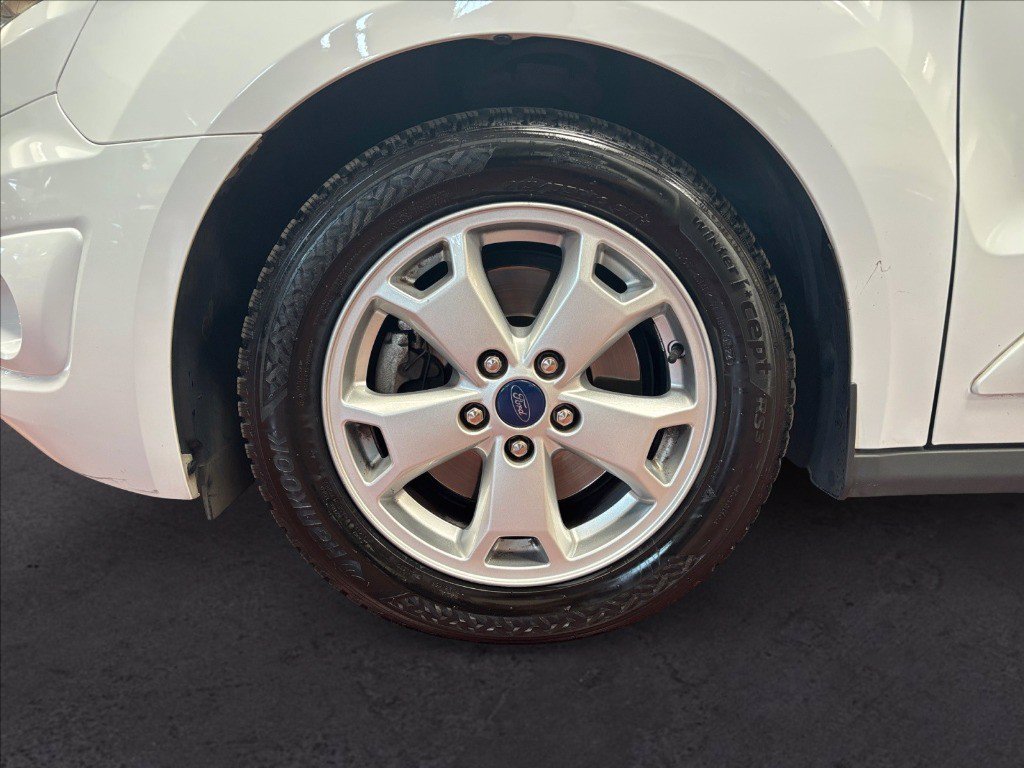 https://cdn-sm.caraffinity.it/images/vehicles/4742100/8/large