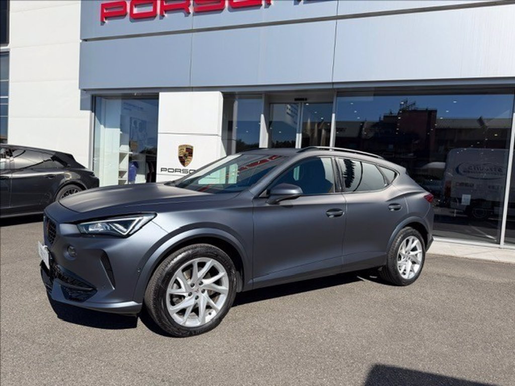 https://cdn-sm.caraffinity.it/images/vehicles/4742282/1/large