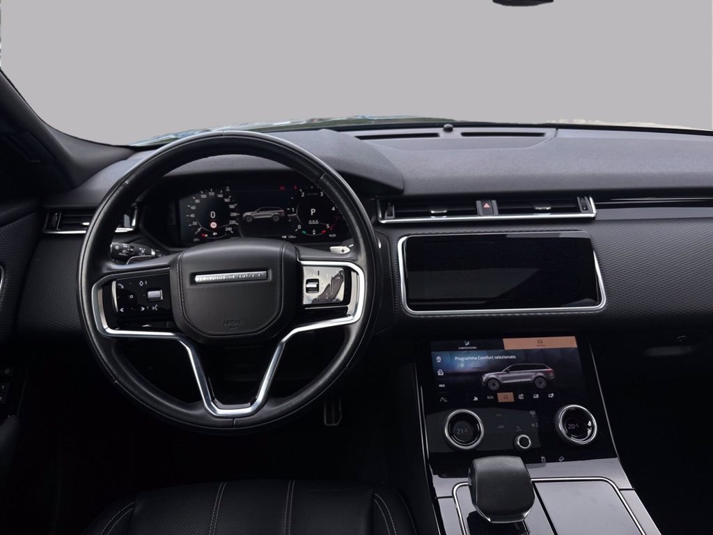 https://cdn-sm.caraffinity.it/images/vehicles/4742749/7/large