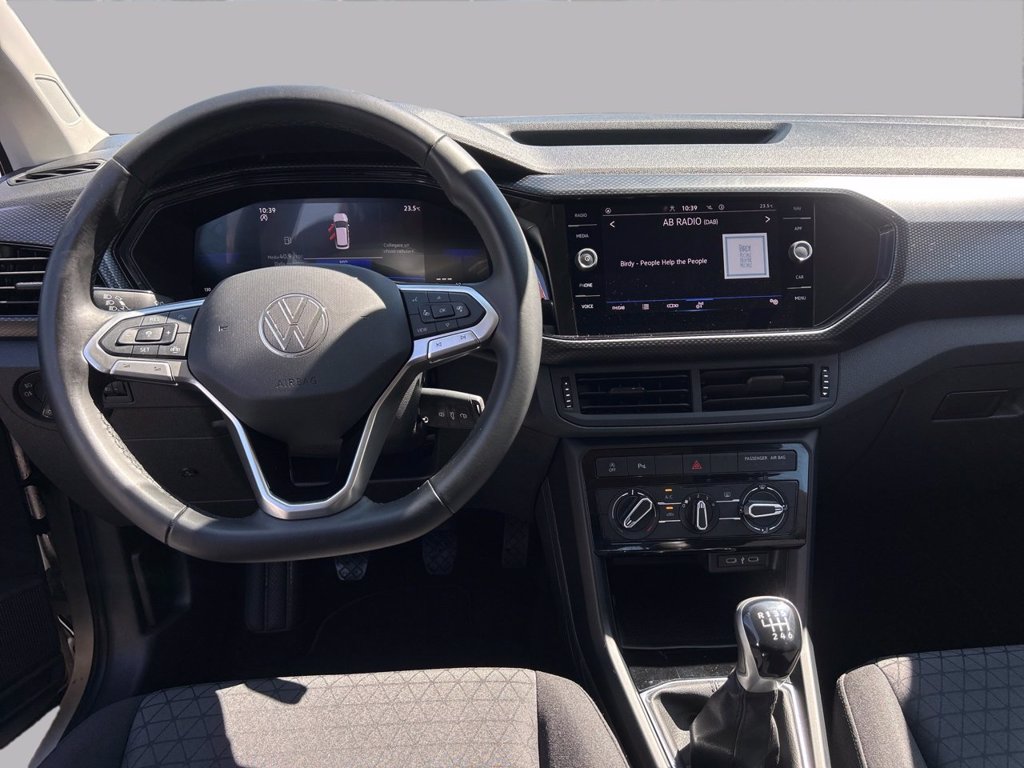 https://cdn-sm.caraffinity.it/images/vehicles/4742750/7/large