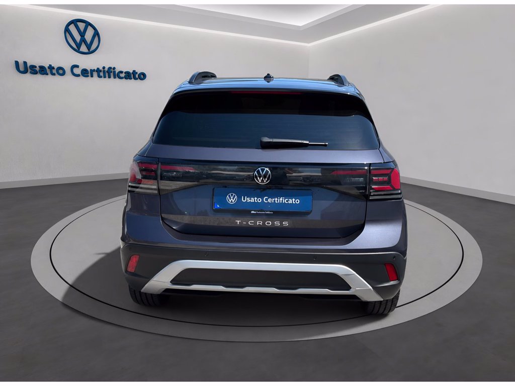 https://cdn-sm.caraffinity.it/images/vehicles/4742751/4/large
