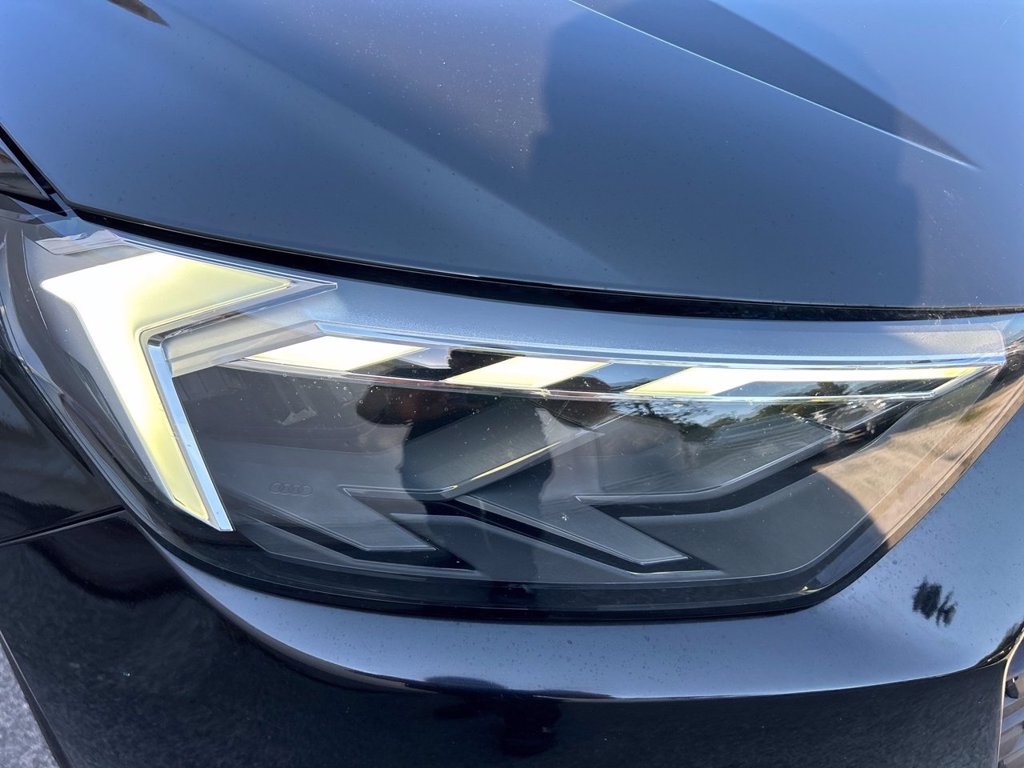 https://cdn-sm.caraffinity.it/images/vehicles/4742754/5/large