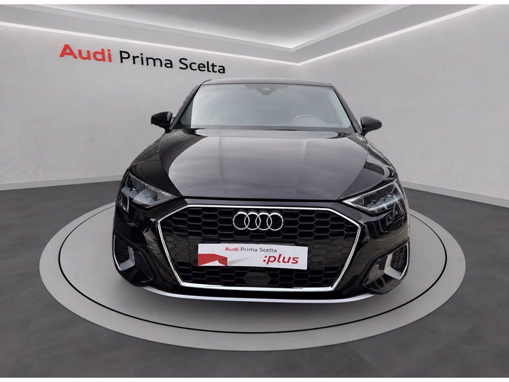 https://cdn-sm.caraffinity.it/images/vehicles/4742755/1/large