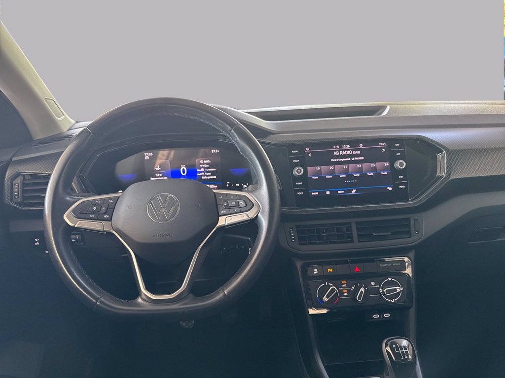 https://cdn-sm.caraffinity.it/images/vehicles/4743388/7/large