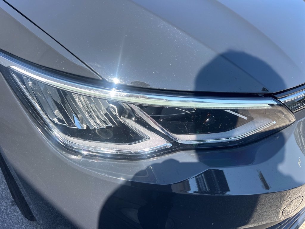 https://cdn-sm.caraffinity.it/images/vehicles/4746058/5/large