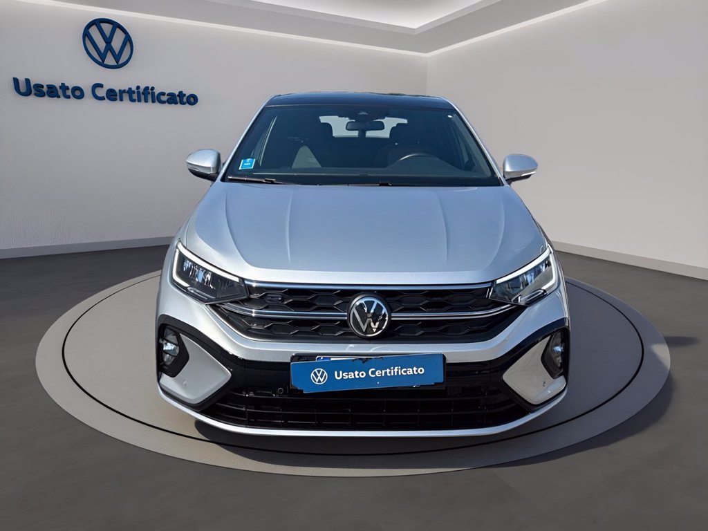 https://cdn-sm.caraffinity.it/images/vehicles/4746059/1/large