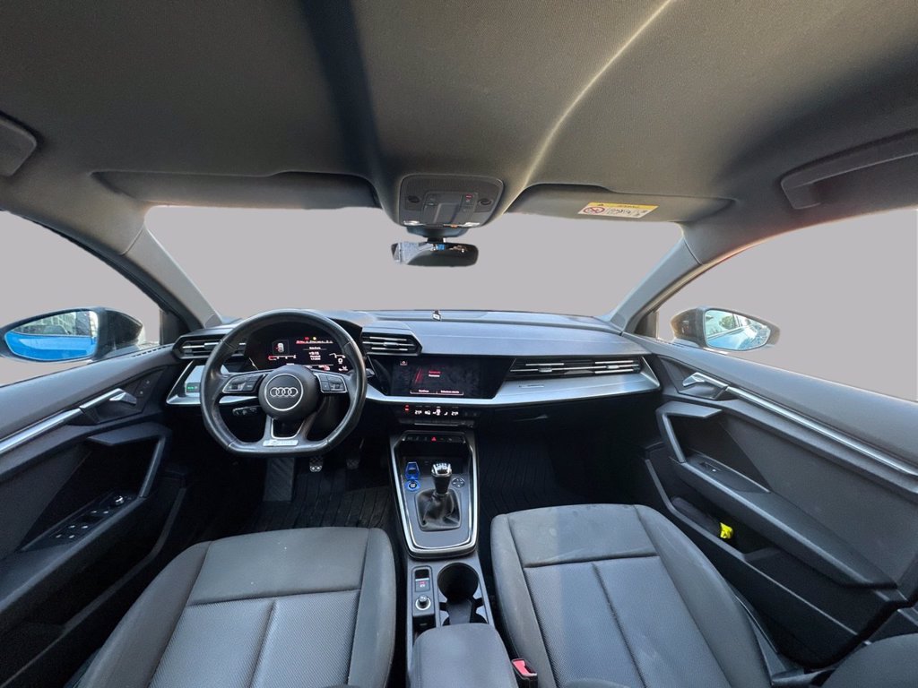 https://cdn-sm.caraffinity.it/images/vehicles/4746857/7/large