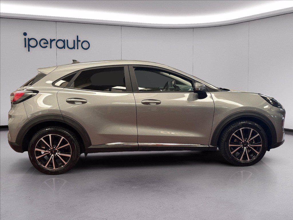 https://cdn-sm.caraffinity.it/images/vehicles/4749308/5/large