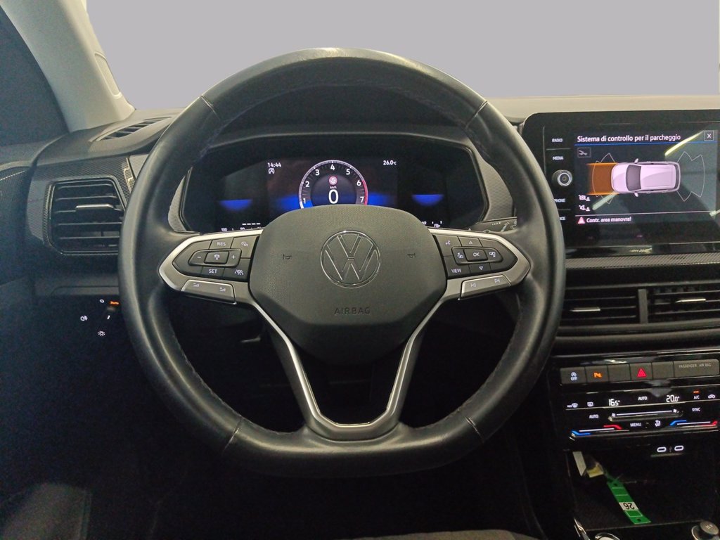 https://cdn-sm.caraffinity.it/images/vehicles/4749468/8/large