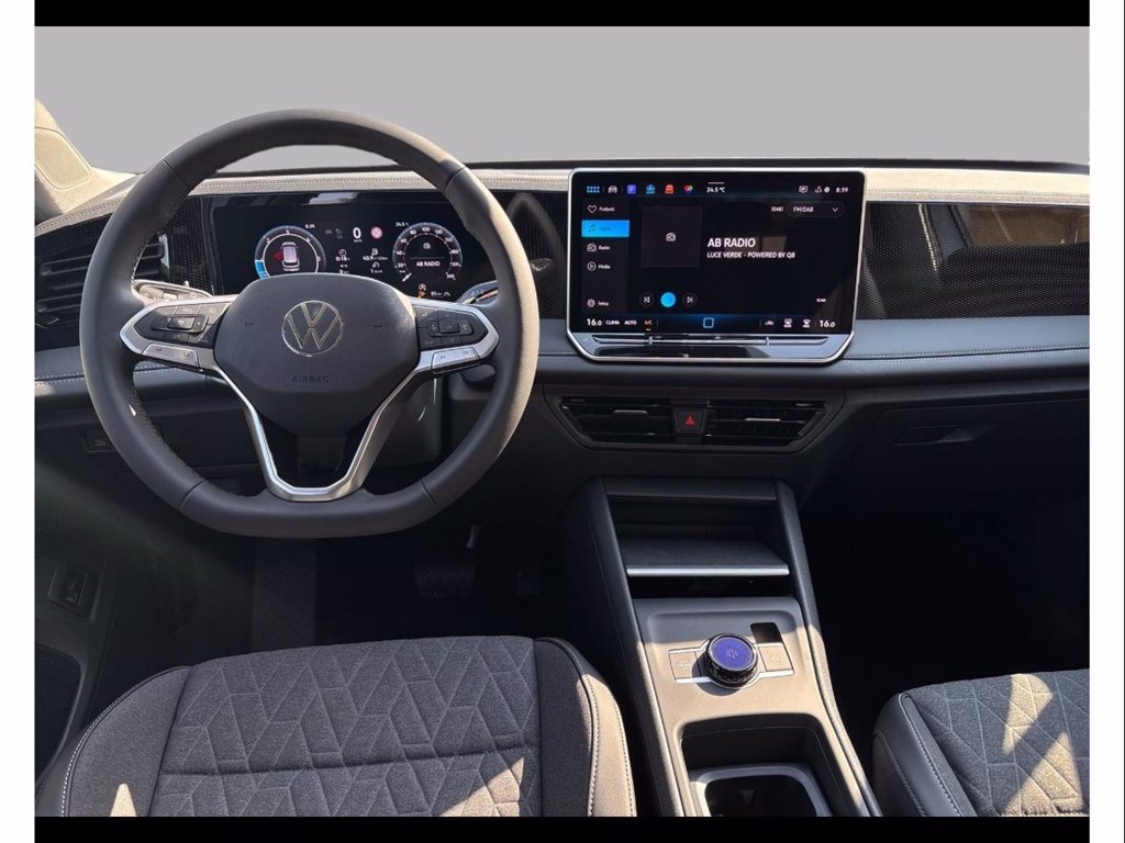https://cdn-sm.caraffinity.it/images/vehicles/4749489/7/large