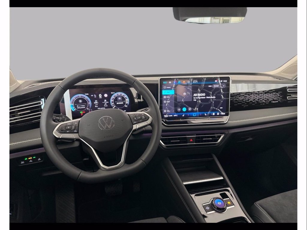 https://cdn-sm.caraffinity.it/images/vehicles/4749491/7/large