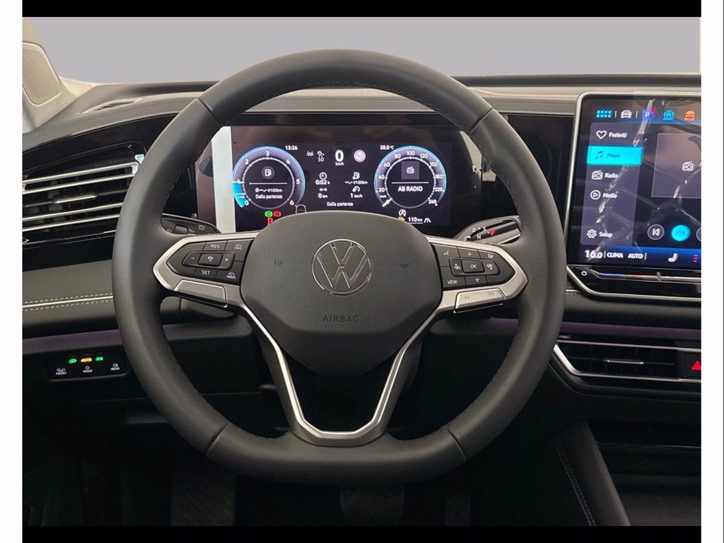 https://cdn-sm.caraffinity.it/images/vehicles/4749491/8/large