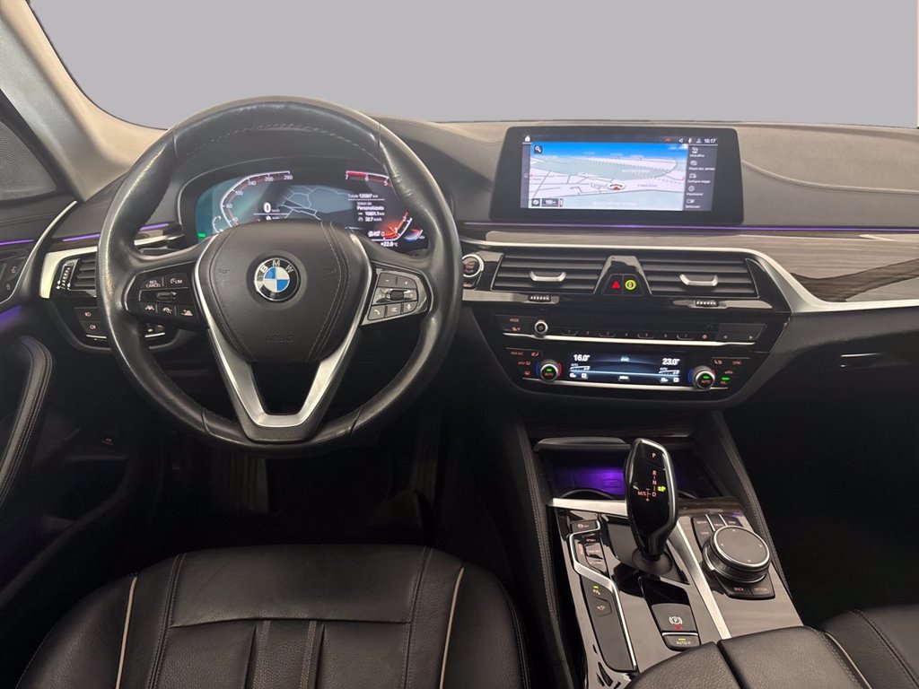 https://cdn-sm.caraffinity.it/images/vehicles/4749949/7/large