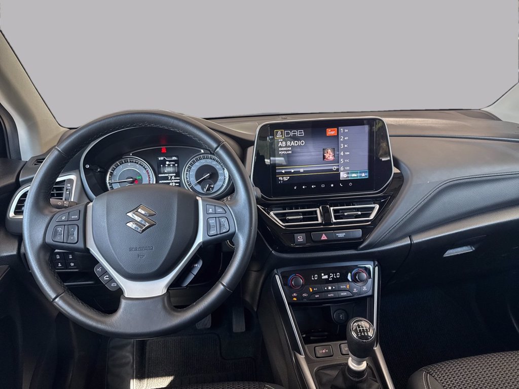 https://cdn-sm.caraffinity.it/images/vehicles/4750701/7/large