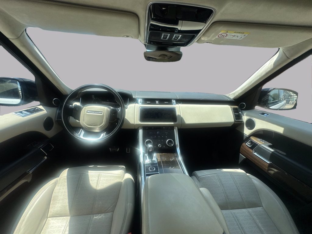 https://cdn-sm.caraffinity.it/images/vehicles/4750703/7/large
