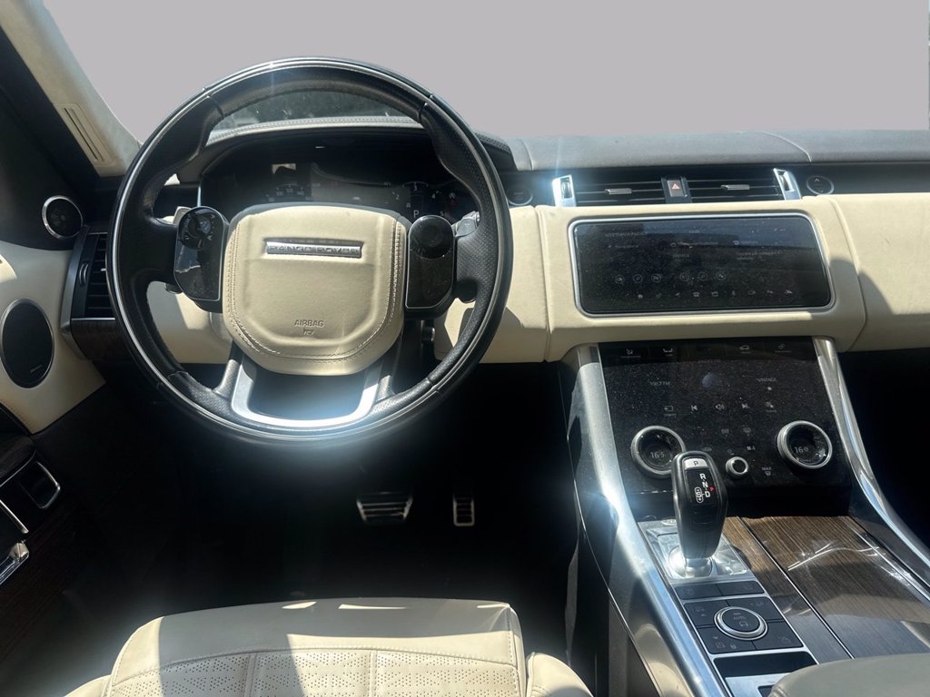 https://cdn-sm.caraffinity.it/images/vehicles/4750703/8/large