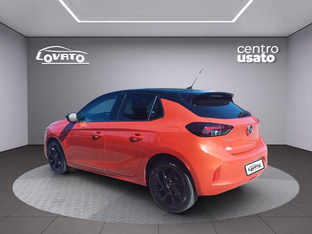 https://cdn-sm.caraffinity.it/images/vehicles/4750751/2/large