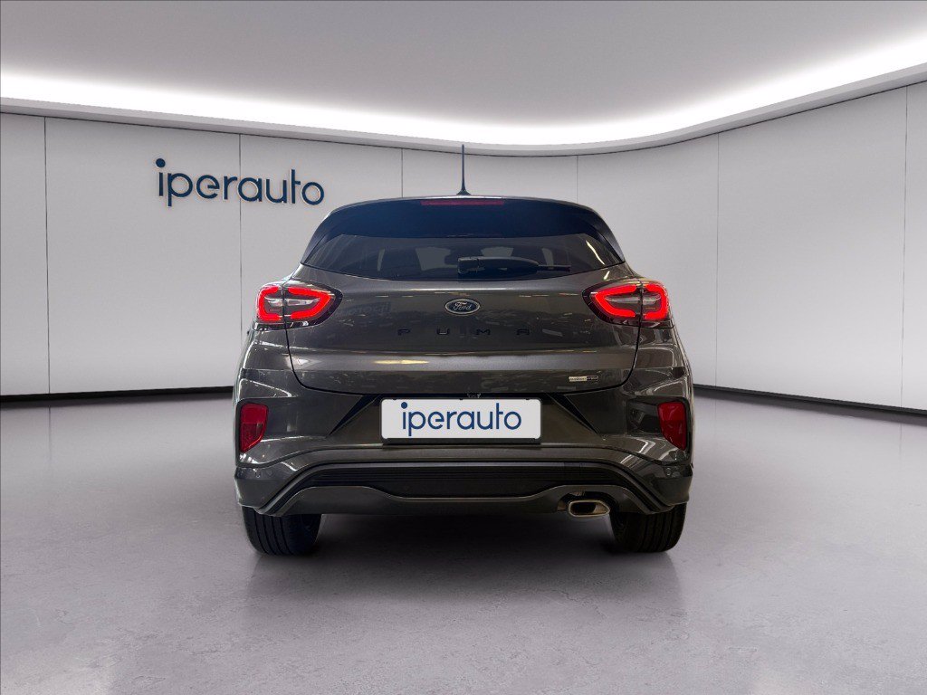 https://cdn-sm.caraffinity.it/images/vehicles/4750936/3/large