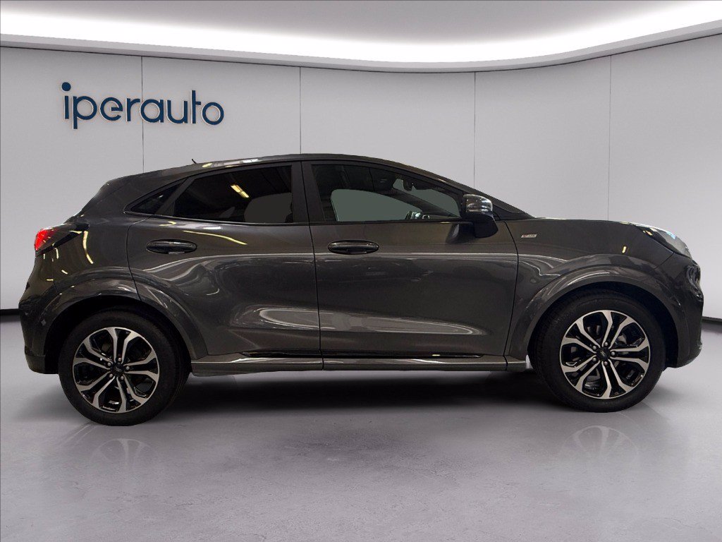 https://cdn-sm.caraffinity.it/images/vehicles/4750936/5/large