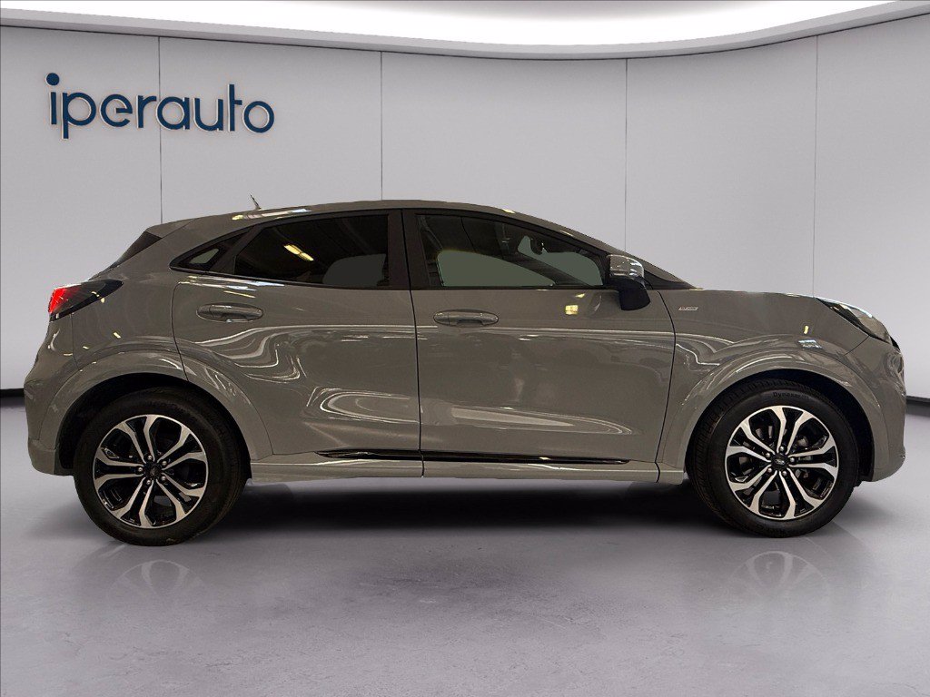 https://cdn-sm.caraffinity.it/images/vehicles/4751076/5/large