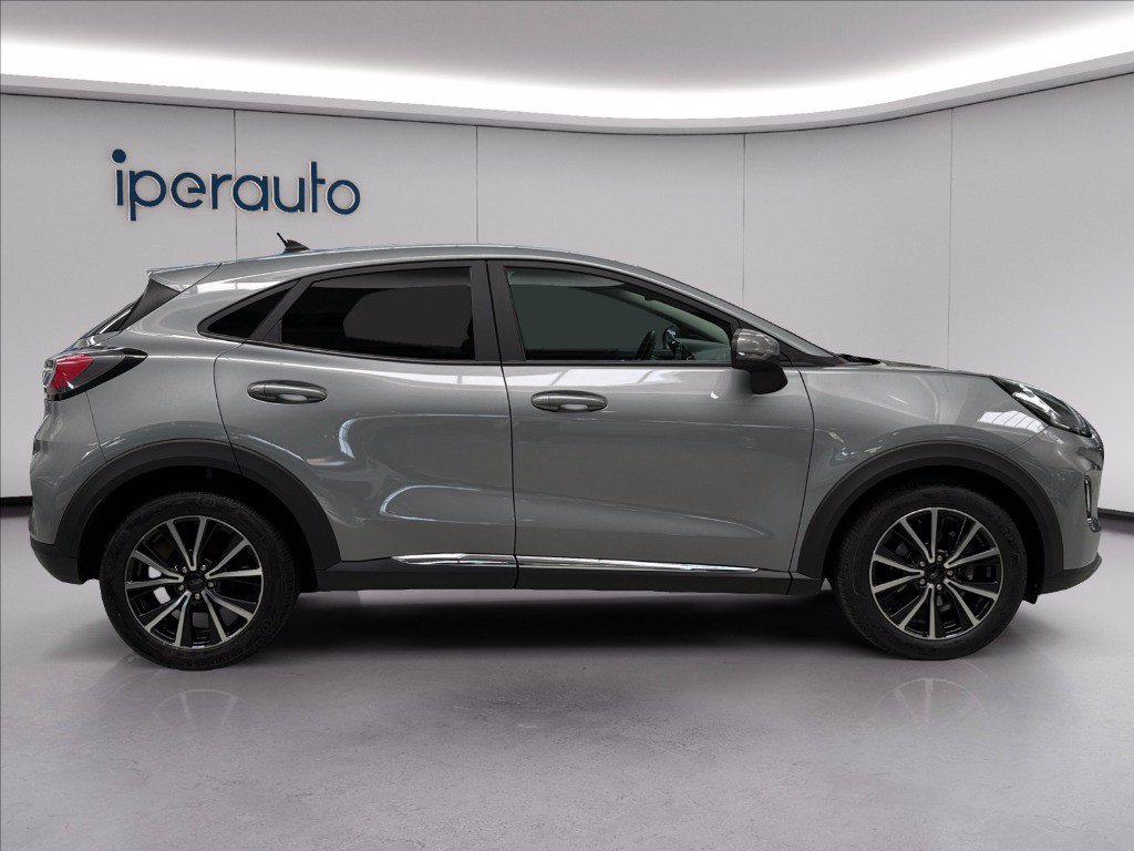 https://cdn-sm.caraffinity.it/images/vehicles/4751681/5/large