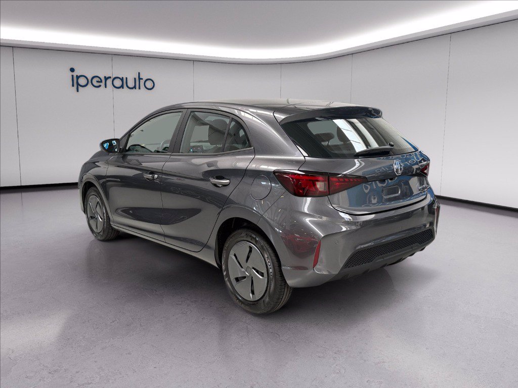 https://cdn-sm.caraffinity.it/images/vehicles/4751705/2/large