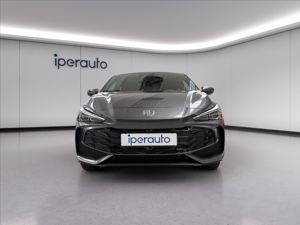 https://cdn-sm.caraffinity.it/images/vehicles/4751705/7/large