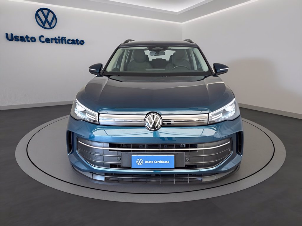 https://cdn-sm.caraffinity.it/images/vehicles/4751906/1/large