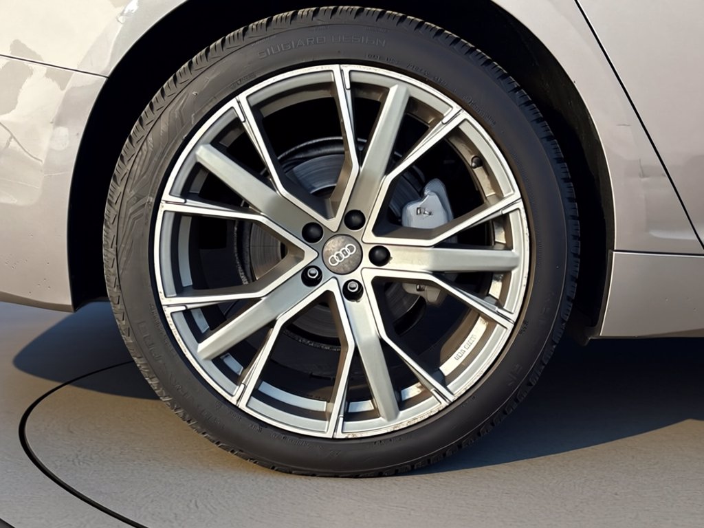 https://cdn-sm.caraffinity.it/images/vehicles/4752595/6/large