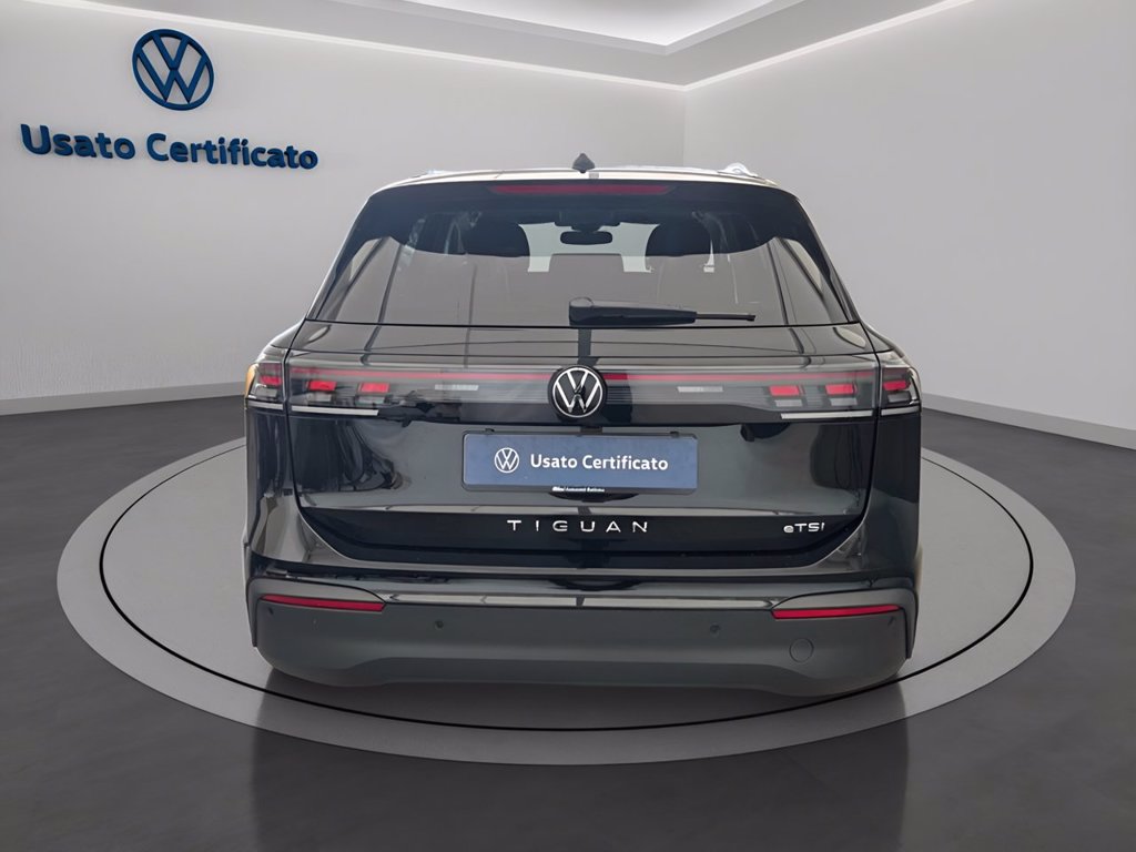 https://cdn-sm.caraffinity.it/images/vehicles/4752597/4/large