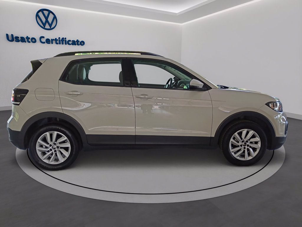 https://cdn-sm.caraffinity.it/images/vehicles/4754338/1/large