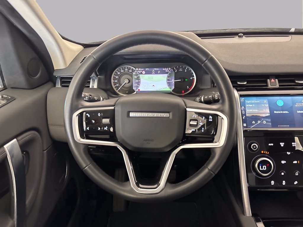 https://cdn-sm.caraffinity.it/images/vehicles/4754343/7/large