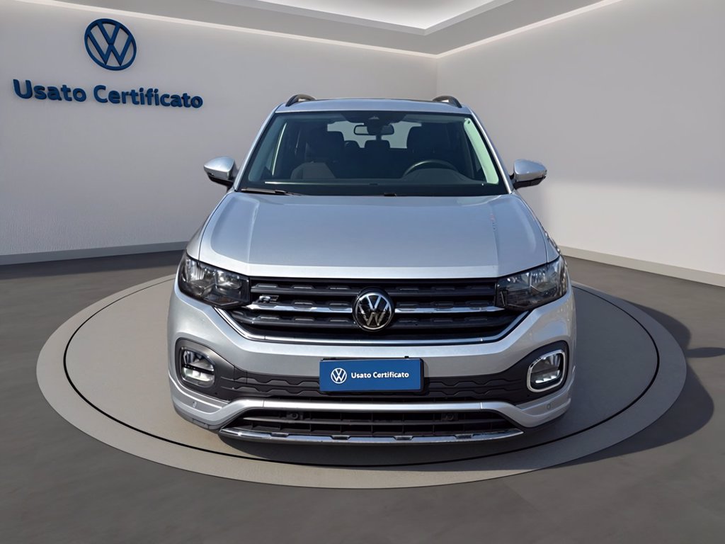 https://cdn-sm.caraffinity.it/images/vehicles/4755000/1/large