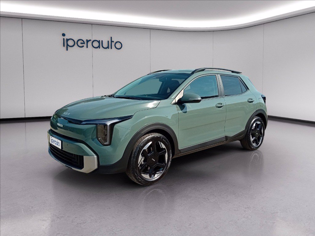 https://cdn-sm.caraffinity.it/images/vehicles/4755917/0/large?format=jpeg