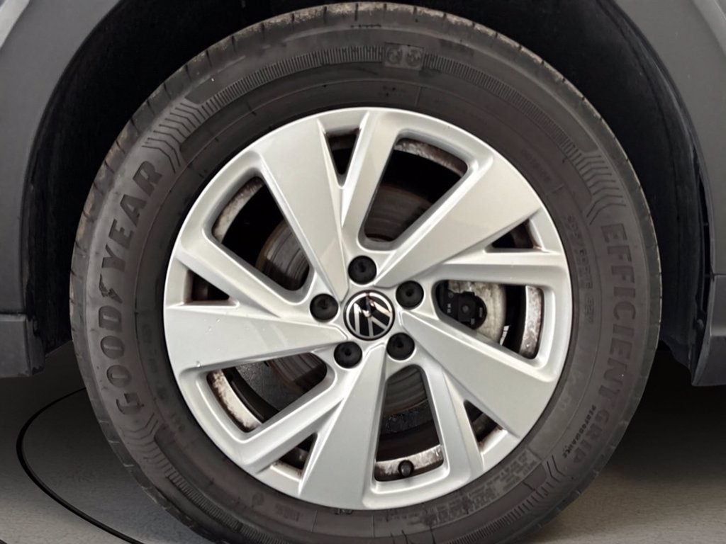 https://cdn-sm.caraffinity.it/images/vehicles/4756891/6/large