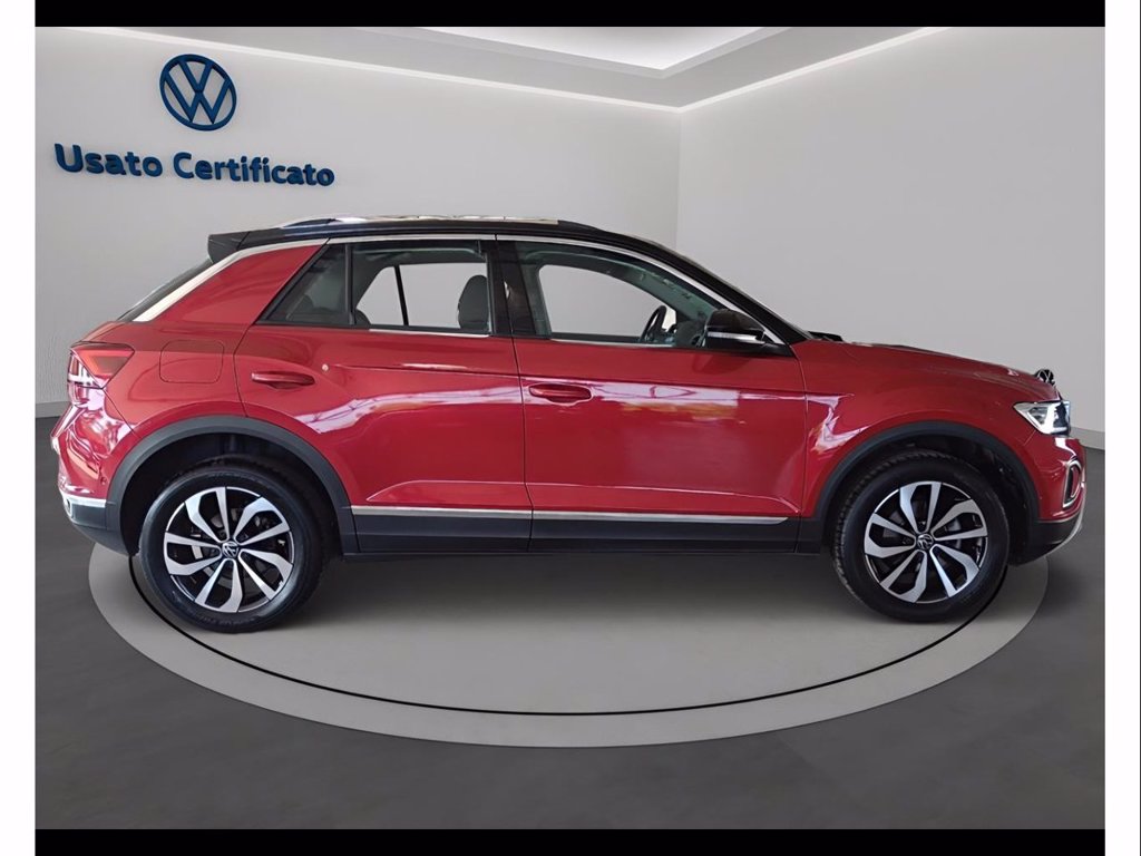 https://cdn-sm.caraffinity.it/images/vehicles/4758700/2/large