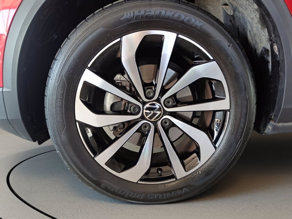 https://cdn-sm.caraffinity.it/images/vehicles/4758700/6/large