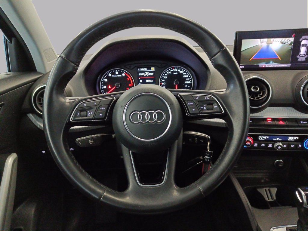 https://cdn-sm.caraffinity.it/images/vehicles/4759333/8/large