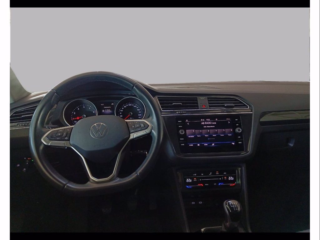 https://cdn-sm.caraffinity.it/images/vehicles/4759336/6/large