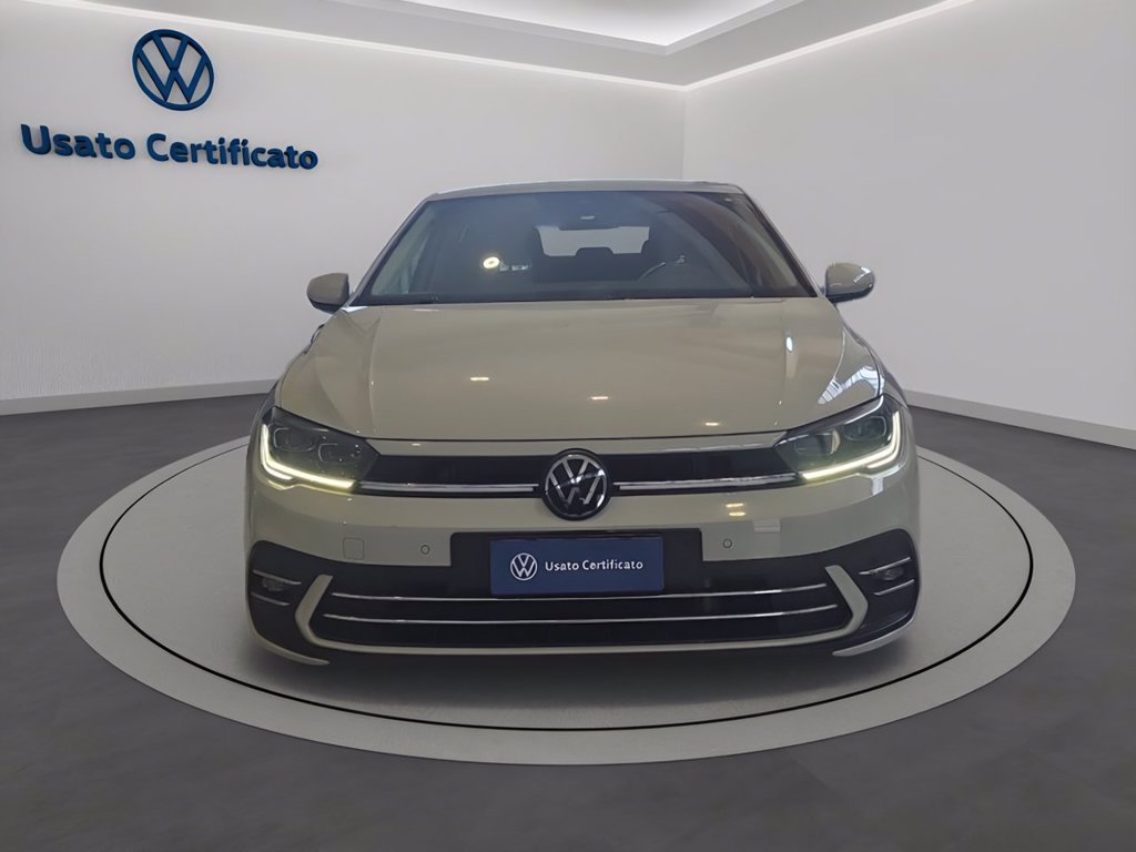 https://cdn-sm.caraffinity.it/images/vehicles/4766738/1/large