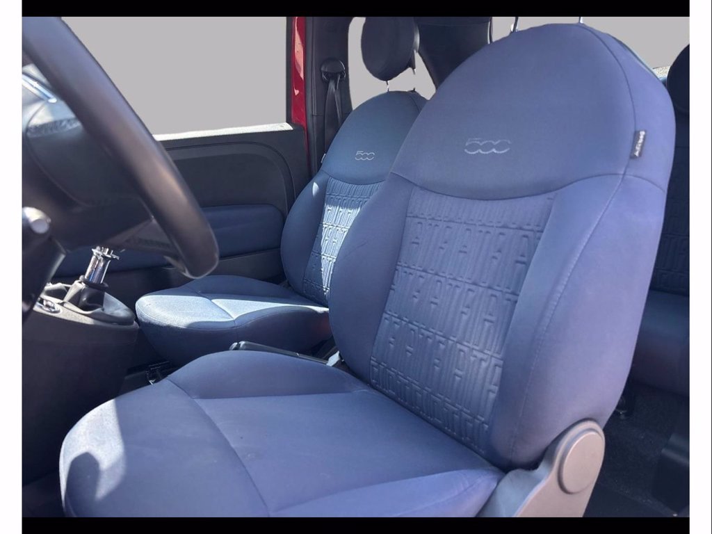 https://cdn-sm.caraffinity.it/images/vehicles/4768011/8/large