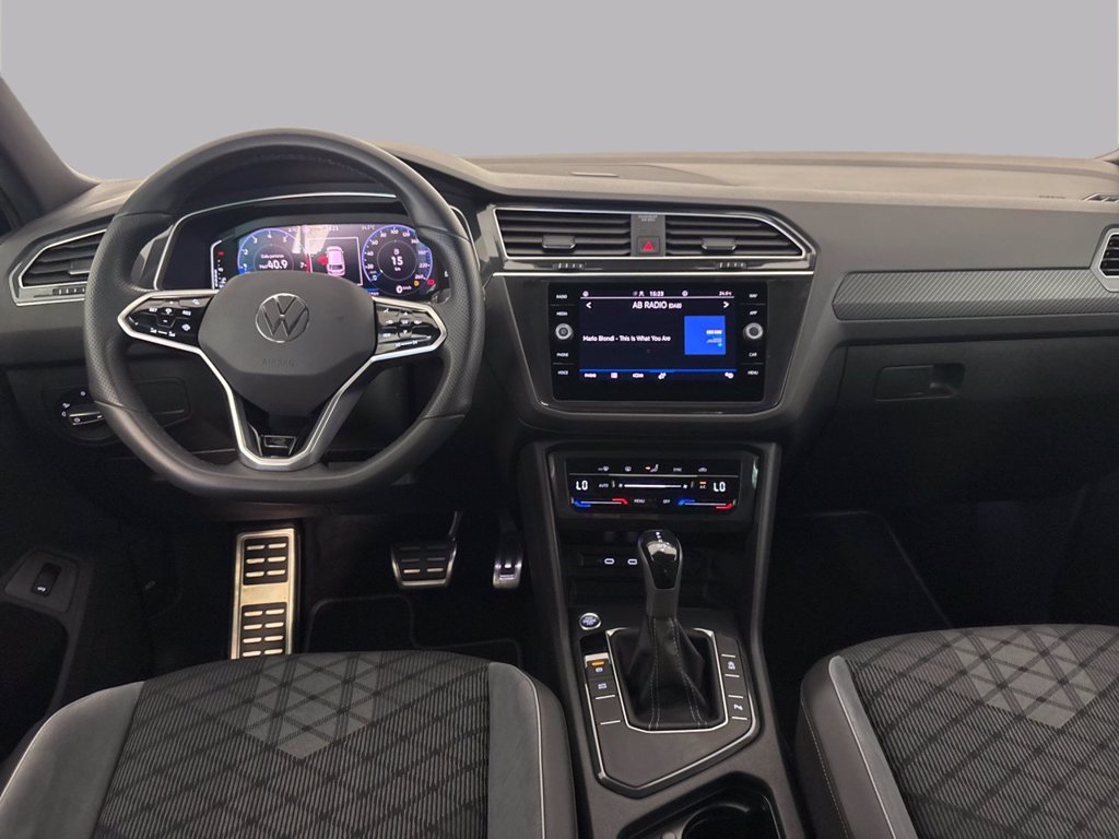 https://cdn-sm.caraffinity.it/images/vehicles/4775313/7/large