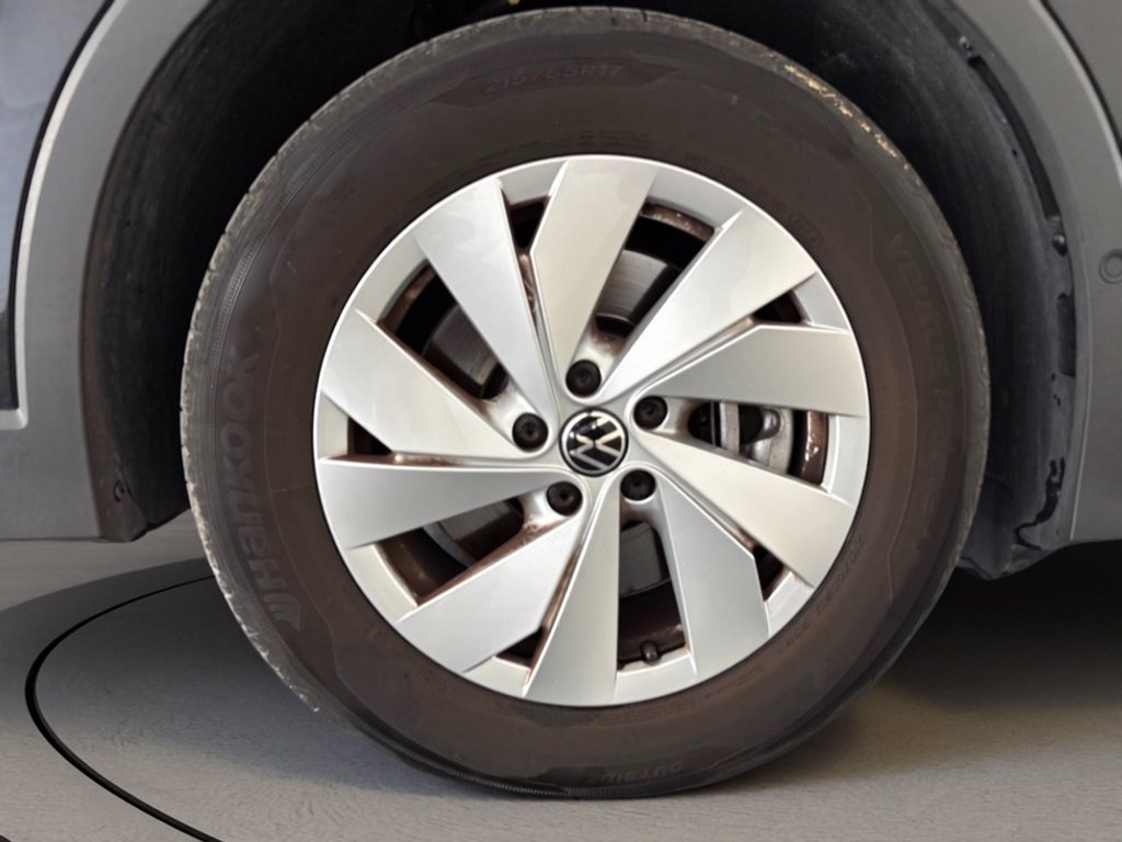 https://cdn-sm.caraffinity.it/images/vehicles/4775784/6/large